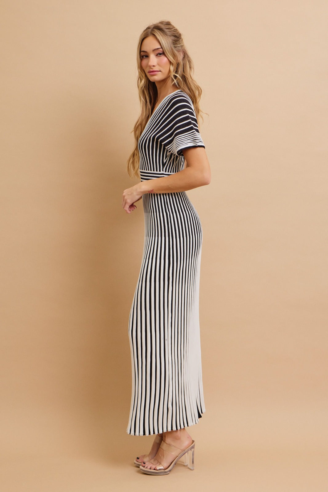 MAXI VESTIDO LINEAS YAHELI