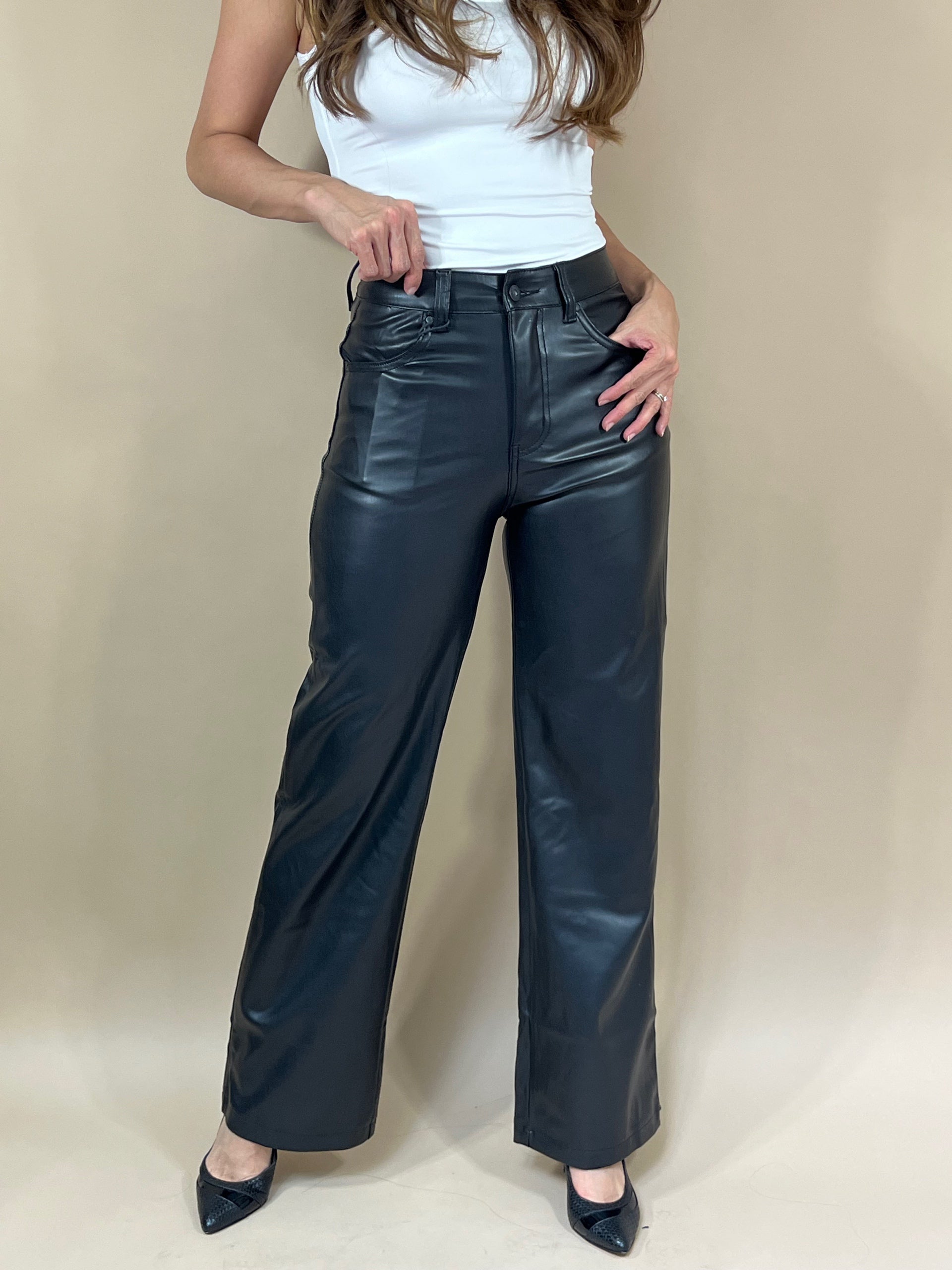 PANTALON VINIL CADI