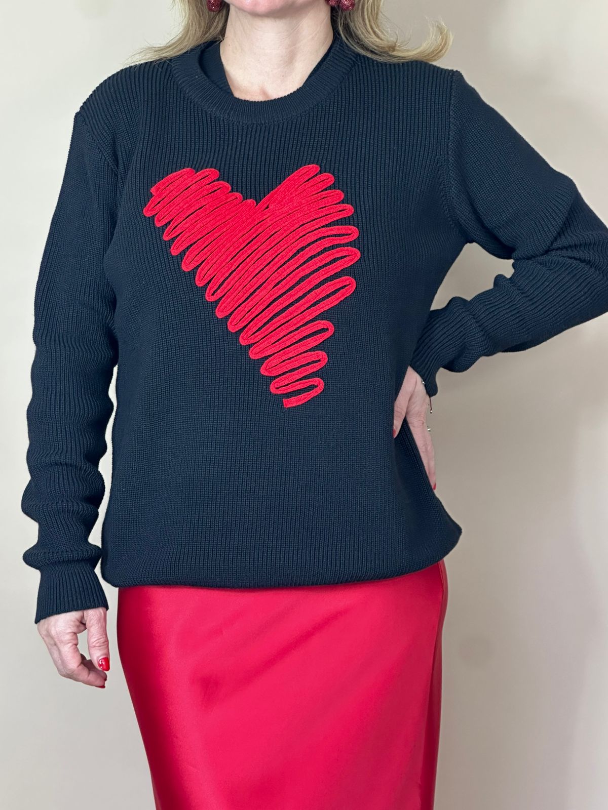 SWEATER BLURRED HEART