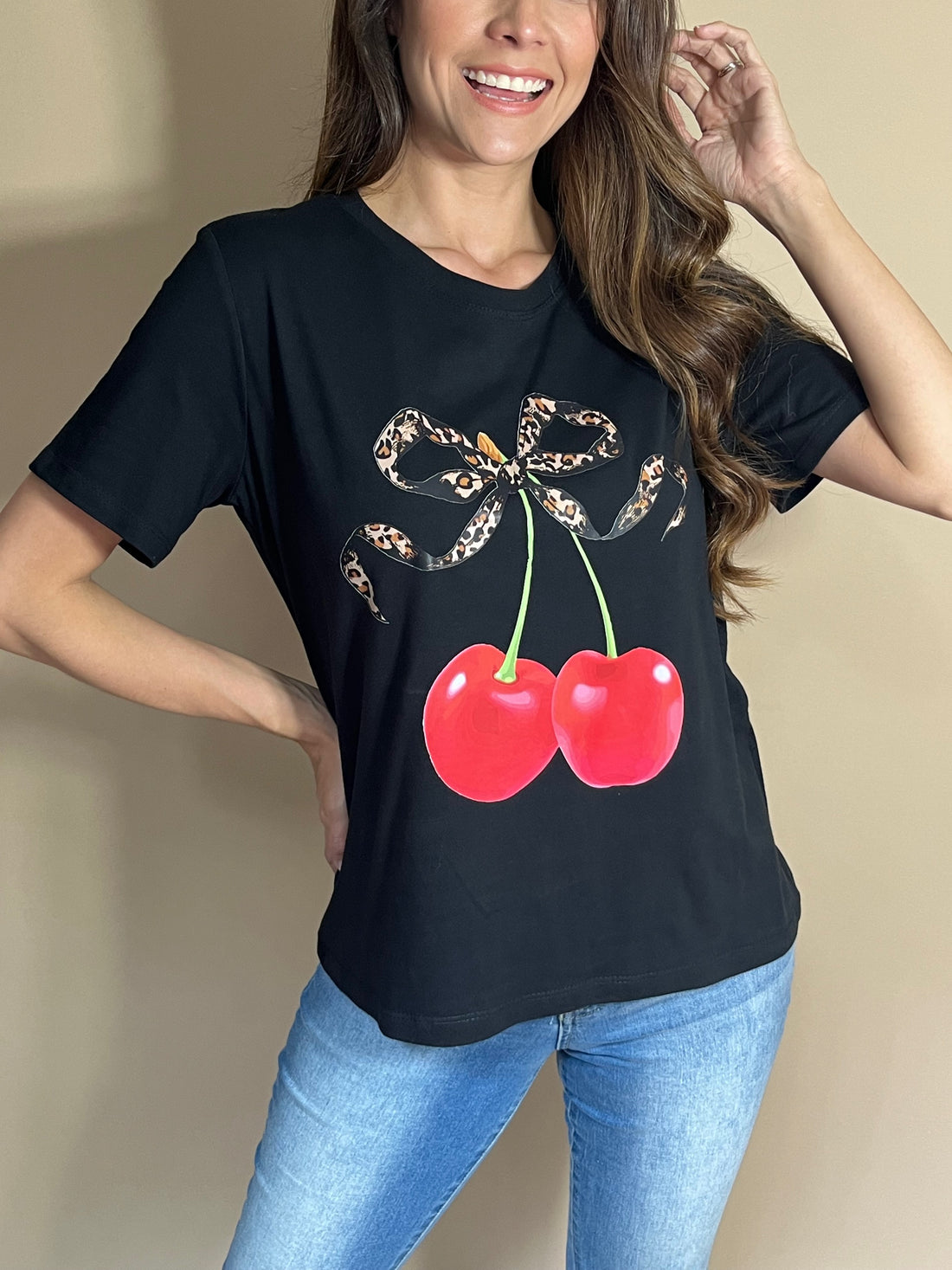 T-SHIRT REGULAR MOÑO CHERRY